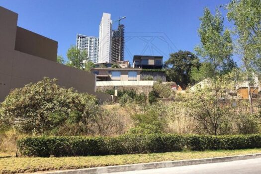 Terreno en Bosque Real Country Club en venta