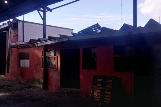 RENTA BODEGA 1700M ENTRADA TRAILER OFICINAS NAVE ALTA