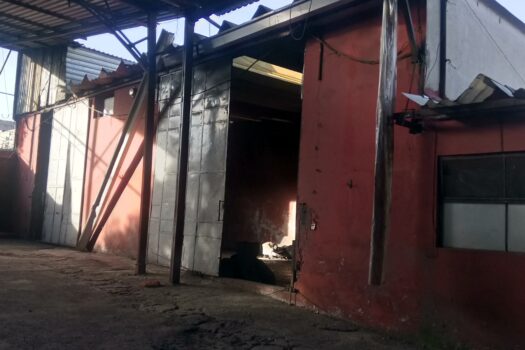 RENTA BODEGA 1700M ENTRADA TRAILER OFICINAS NAVE ALTA
