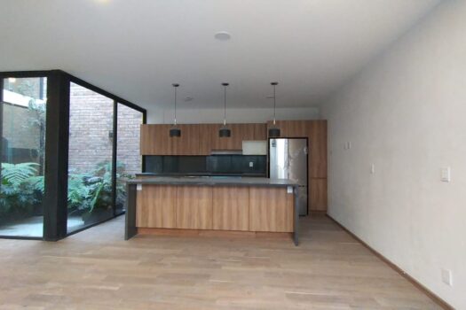 Casa en Condominio en Venta en Del Valle CDMX.