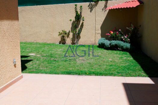 Casa en Fraccionamiento Real Firenze, privada Rimaggio, Ojo de Agua – Estado de México