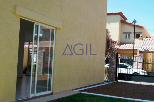 Casa en Fraccionamiento Real Firenze, privada Rimaggio, Ojo de Agua – Estado de México