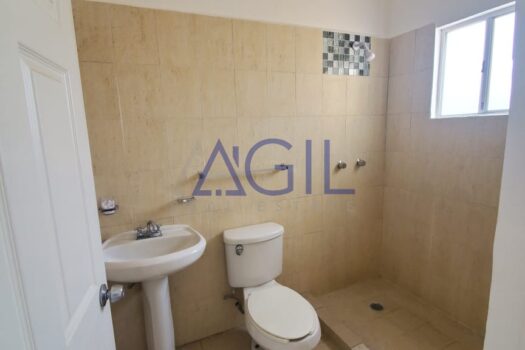 Casa en Fraccionamiento Real Firenze, privada Rimaggio, Ojo de Agua – Estado de México