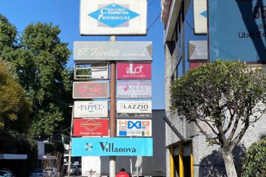 LOCAL COMERCIAL PLAZA PEDREGAL