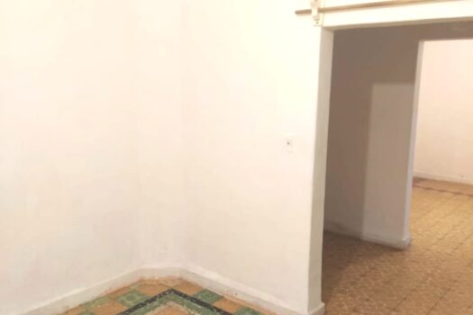 Se RENTA departamento muy centrico