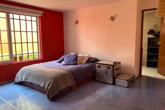 LA PRESA, SAN JERÓNIMO OFRECE LUMINOSA CASA EN VENTA