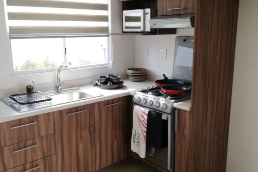 HERMOSA CASA DE 2 NIVELES DENTRO DE FRACCIONAMIENTO