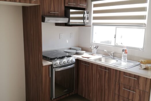 HERMOSA CASA DE 3 NIVELES DENTRO DE FRACCIONAMIENTO