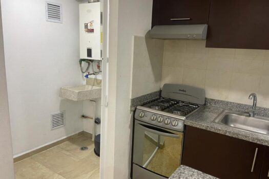 Renta excelente departamento en Narvart