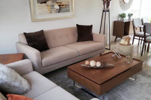 HERMOSA CASA DE 2 NIVELES DENTRO DE FRACCIONAMIENTO