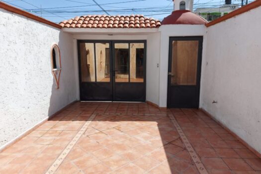 CASA EN ESQUINA, QUERETARO, QRO