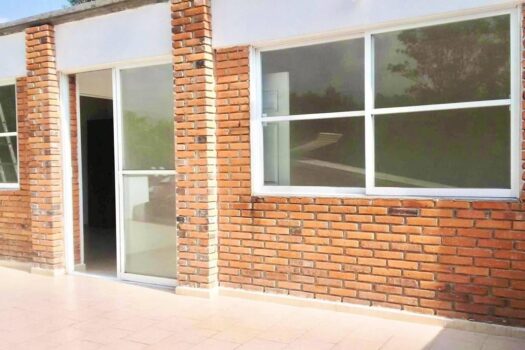 VENDO CASA JUNTO AL BOSQUE DEL COLEGIO MILITAR VISTA PRECIOSAS AIRE LIMPIO SERVICIOS CERQUITA