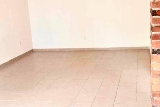 VENDO CASA JUNTO AL BOSQUE DEL COLEGIO MILITAR VISTA PRECIOSAS AIRE LIMPIO SERVICIOS CERQUITA