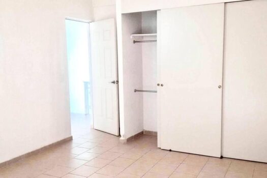 VENDO CASA JUNTO AL BOSQUE DEL COLEGIO MILITAR VISTA PRECIOSAS AIRE LIMPIO SERVICIOS CERQUITA