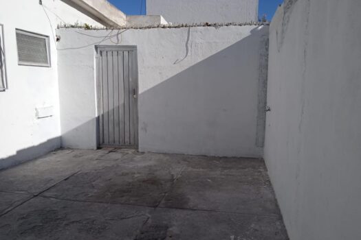 SE VENDE CASA CON LOCAL EN EXCELENTE UBICACION, EN LA AV. INDUSTRIAL AVIACIÓN SLP