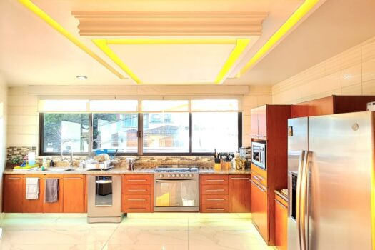 “Preciosa Casa en Lomas de Tecamachalco”