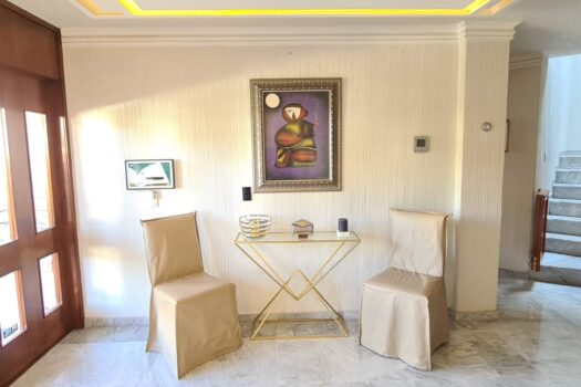 “Preciosa Casa en Lomas de Tecamachalco”