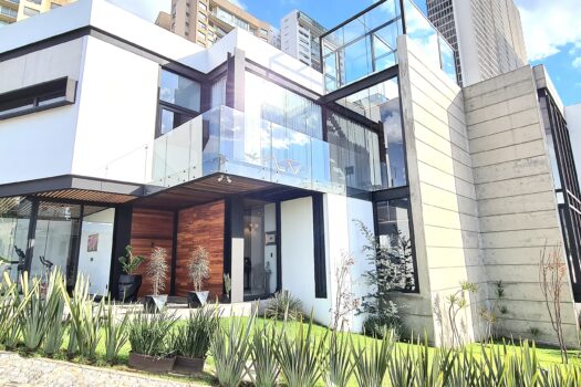 ⭐️⭐️⭐️⭐️⭐️ ESPECTACULAR RESIDENCIA EN BOSQUE REAL COUNTRY CLUB