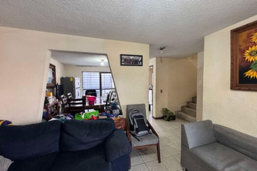Casa en VENTA por el Mercado de Abastos, Guadalajara.