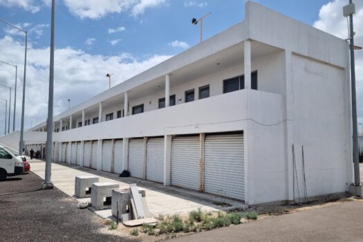 Oficinas + Bodega al norte de Mérida