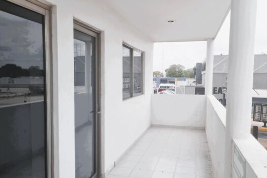 Oficinas + Bodega al norte de Mérida