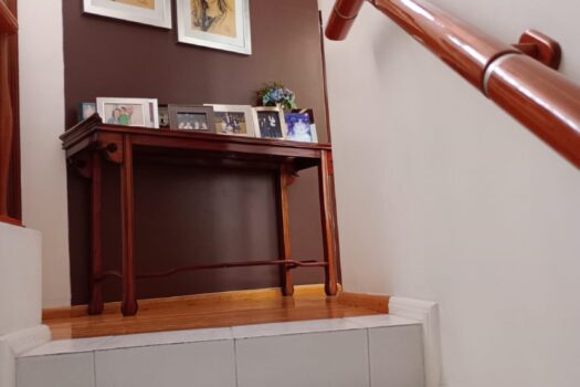 EXCELENTE CASA 3 REC, 2 BAÑOS, 1 MEDIO BAÑO,MINI BODEGA Y MAS